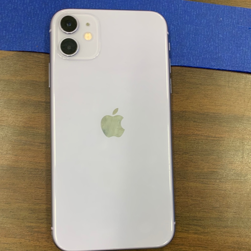 iPhone 11